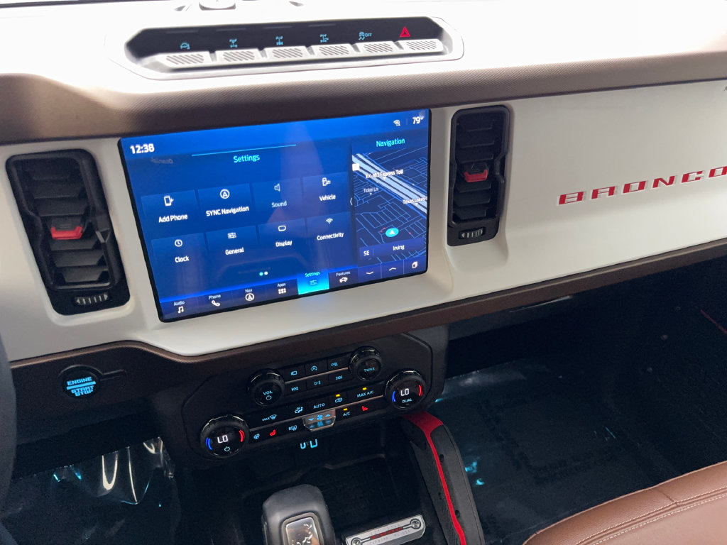 Used 2024 Ford Bronco Heritage Edition AWD/4WD image 56