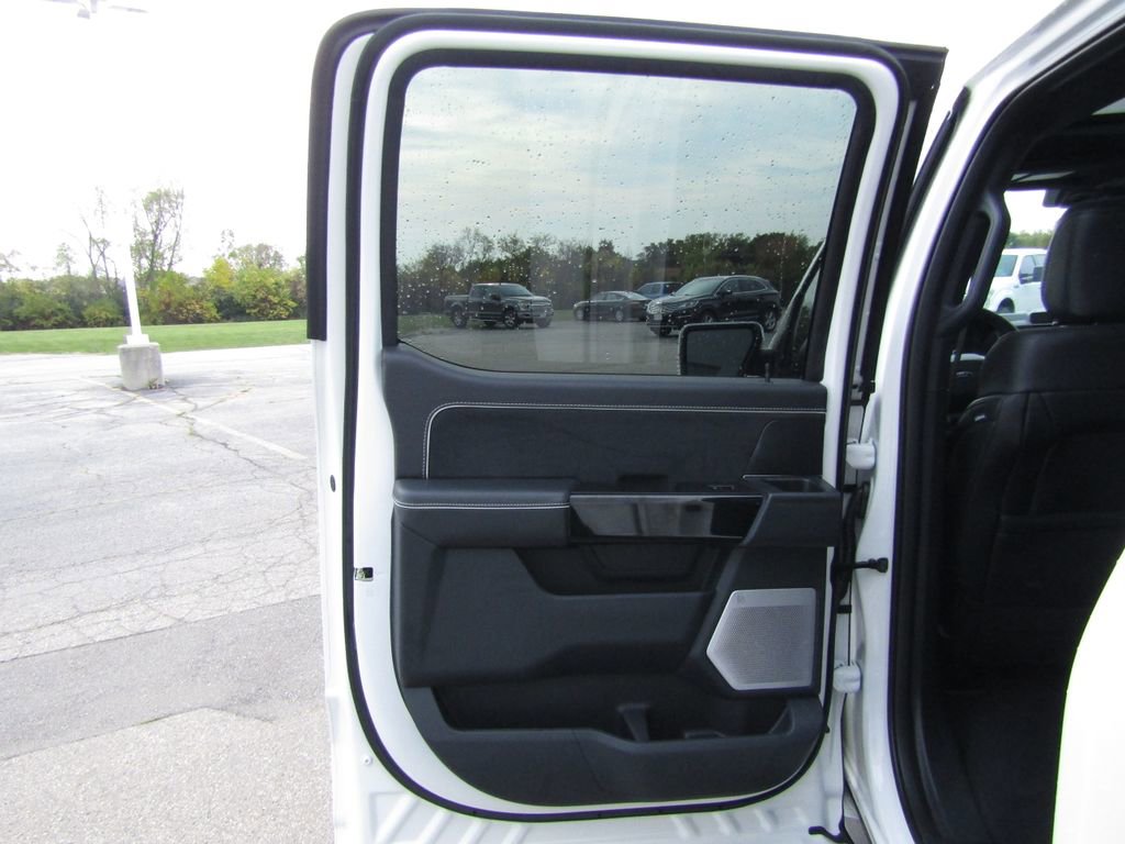 New 2025 Ford F150 Lightning Platinum w/ Dark Elements Package image 39
