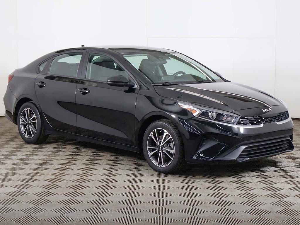 Used 2023 Kia Forte LXS image 46