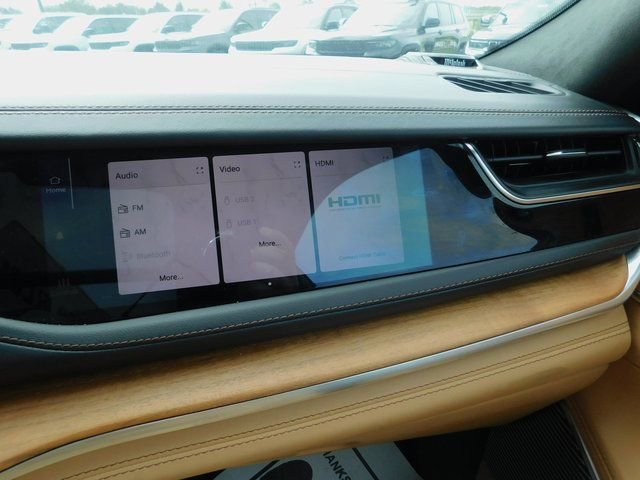 Used 2023 Jeep Grand Cherokee L Summit image 19