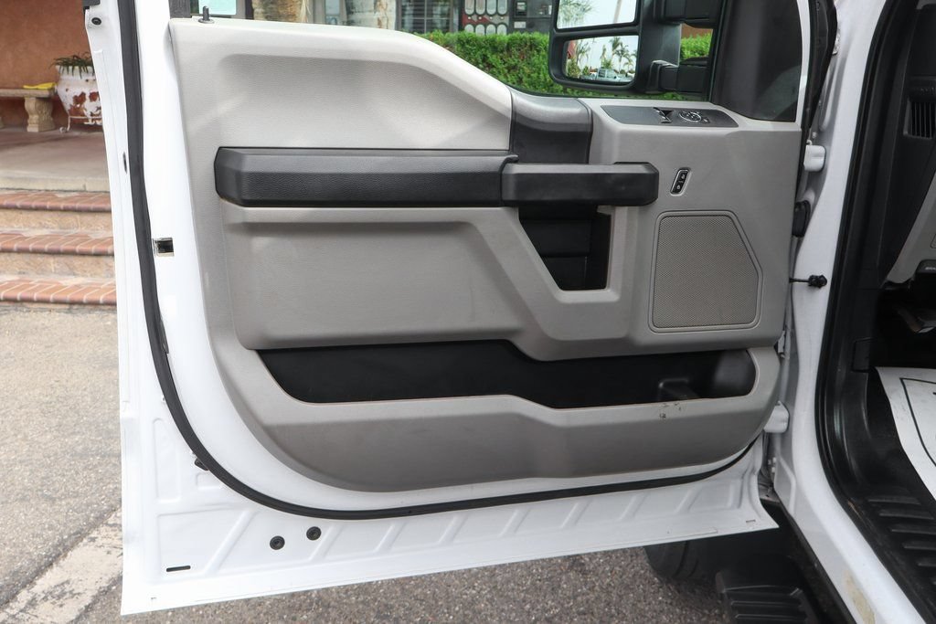 Used 2021 Ford F550 2WD Regular Cab Super Duty image 16