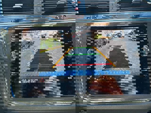 Used 2024 Volkswagen Tiguan SE image 19