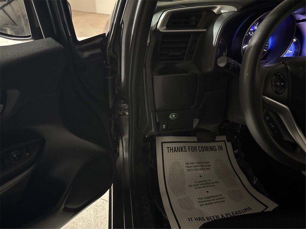 Used 2020 Honda Fit LX image 39