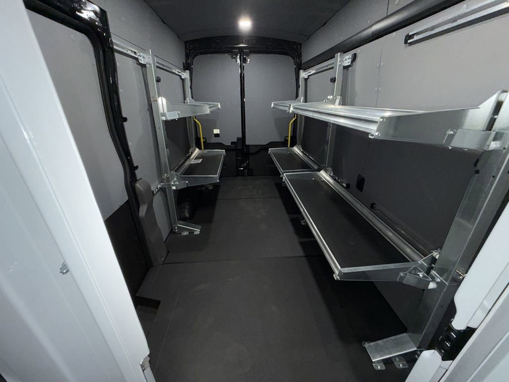 Used 2025 Ford E-Transit 148 High Roof image 26
