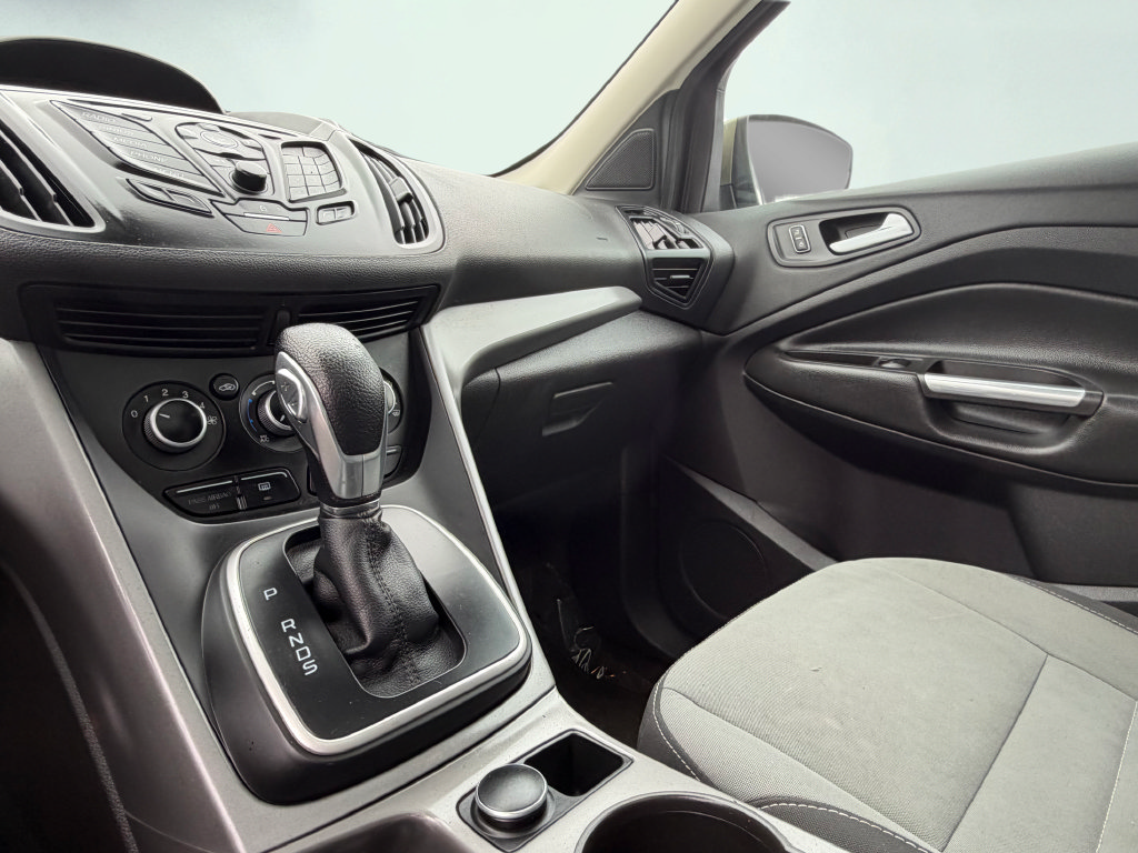 Used 2013 Ford Escape SE FWD image 16