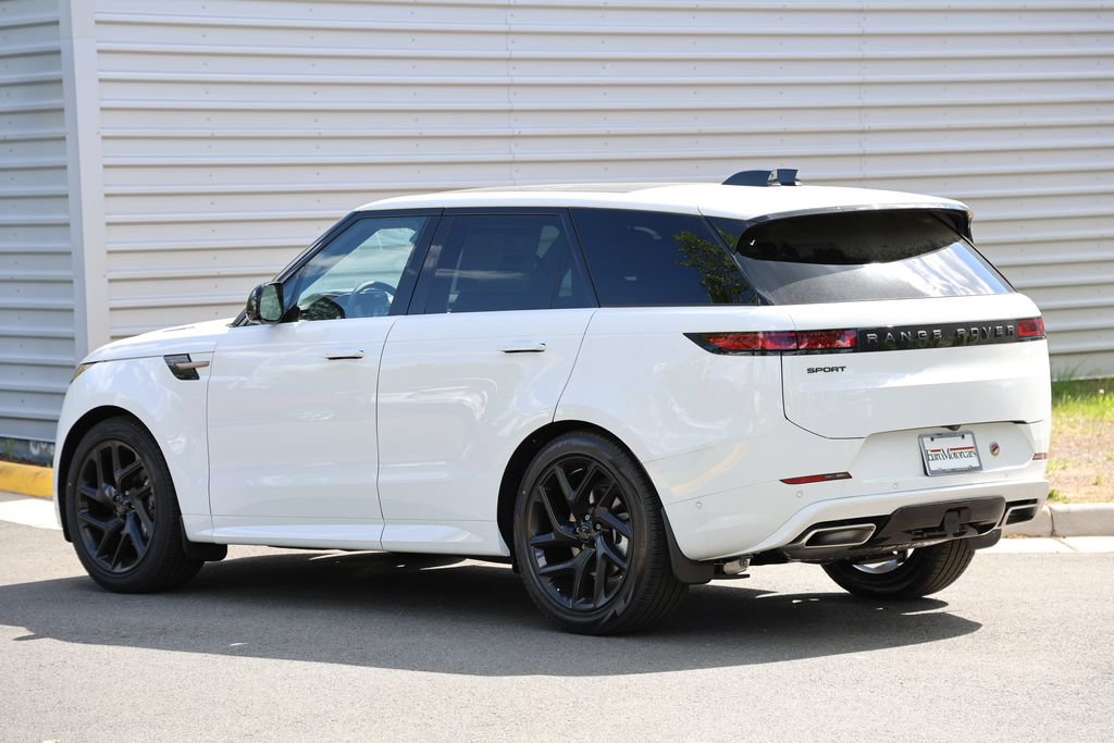 New 2026 Land Rover Range Rover Sport Dynamic SE AWD/4WD image 2