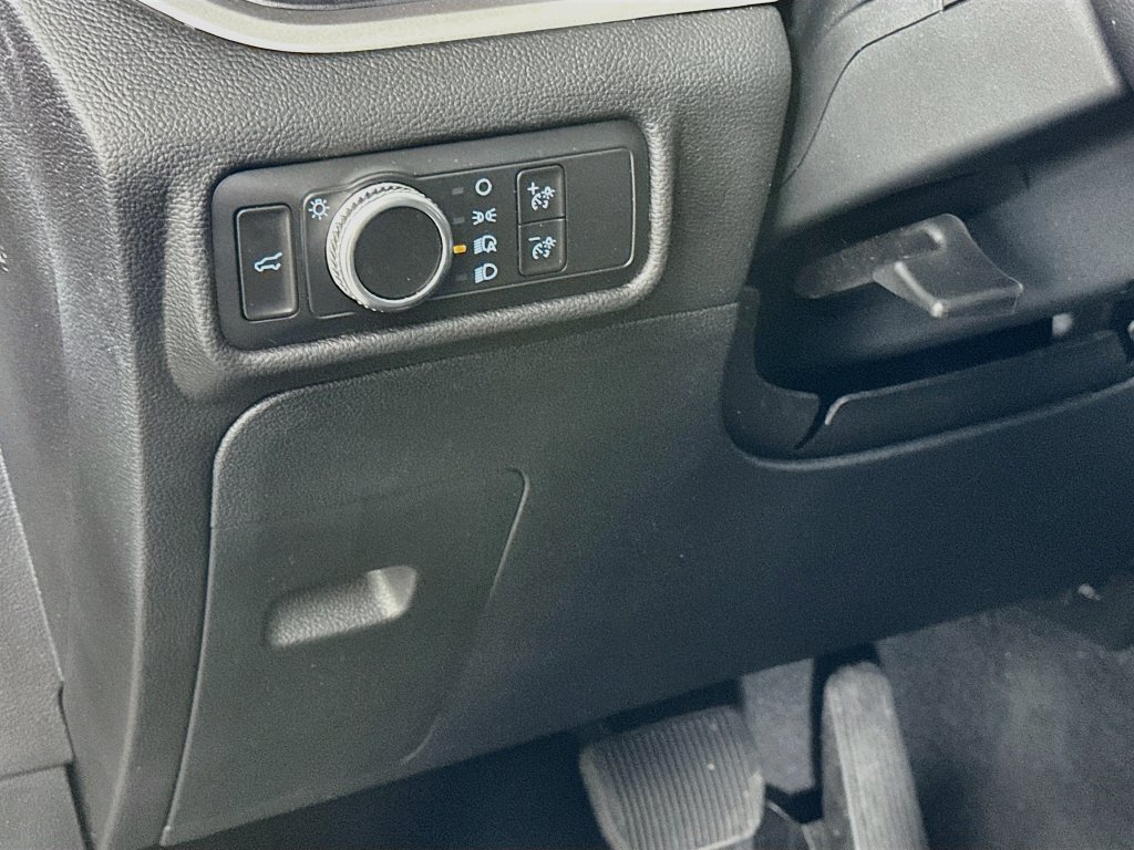Used 2022 Ford Explorer XLT RWD image 10