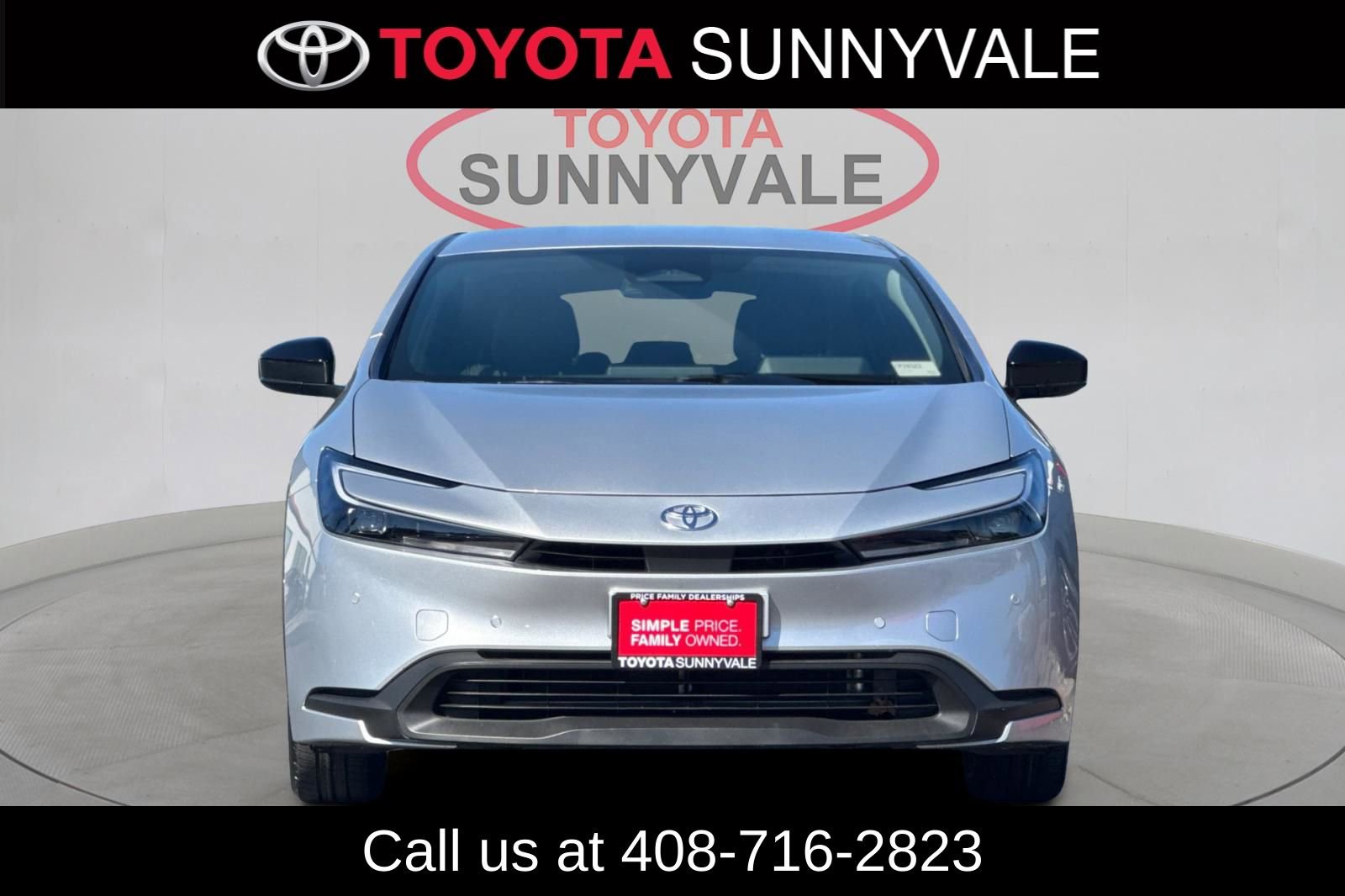 Used 2025 Toyota Prius LE image 11