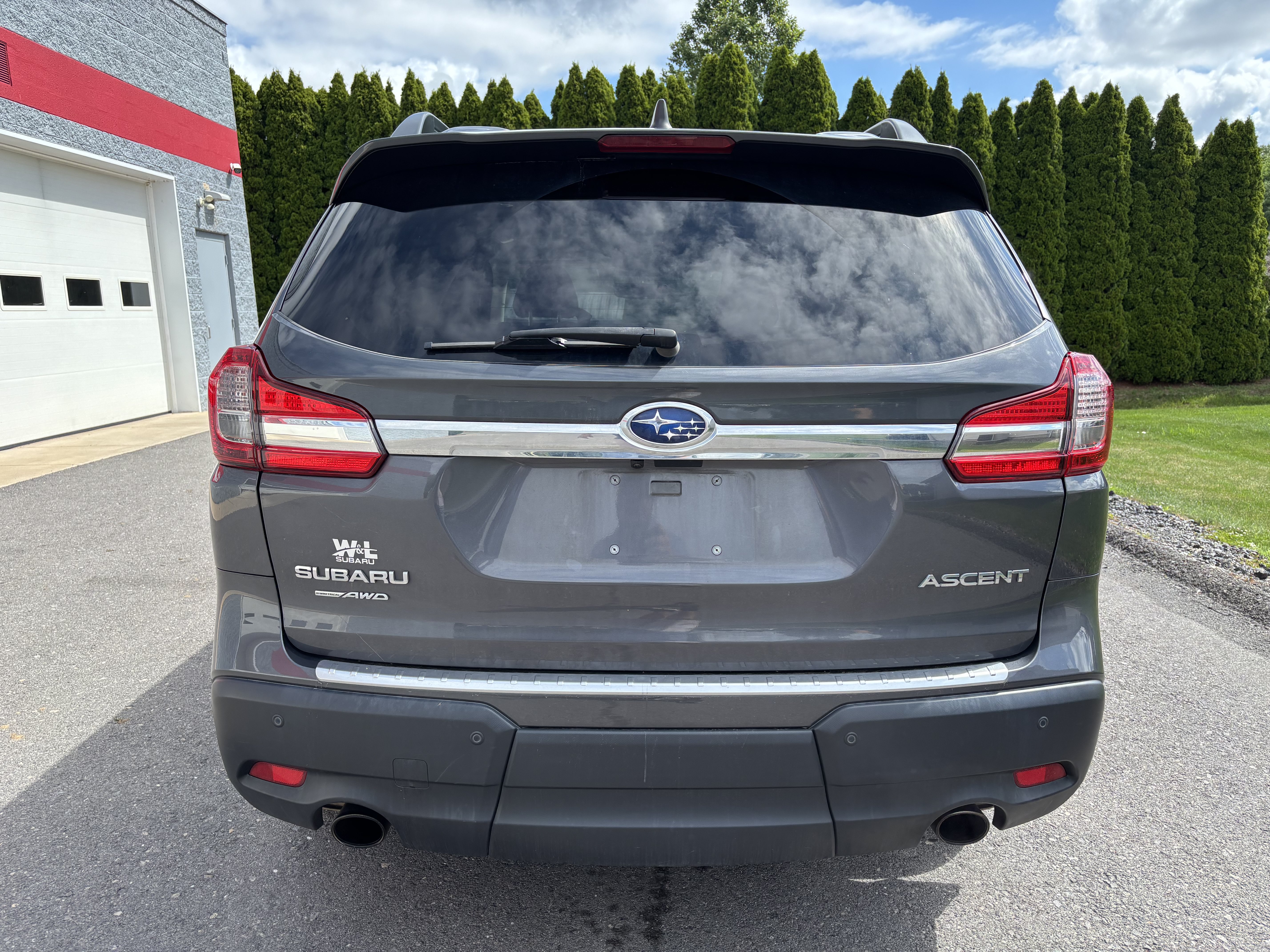 Used 2021 Subaru Ascent Premium w/ Convenience Package AWD/4WD image 4