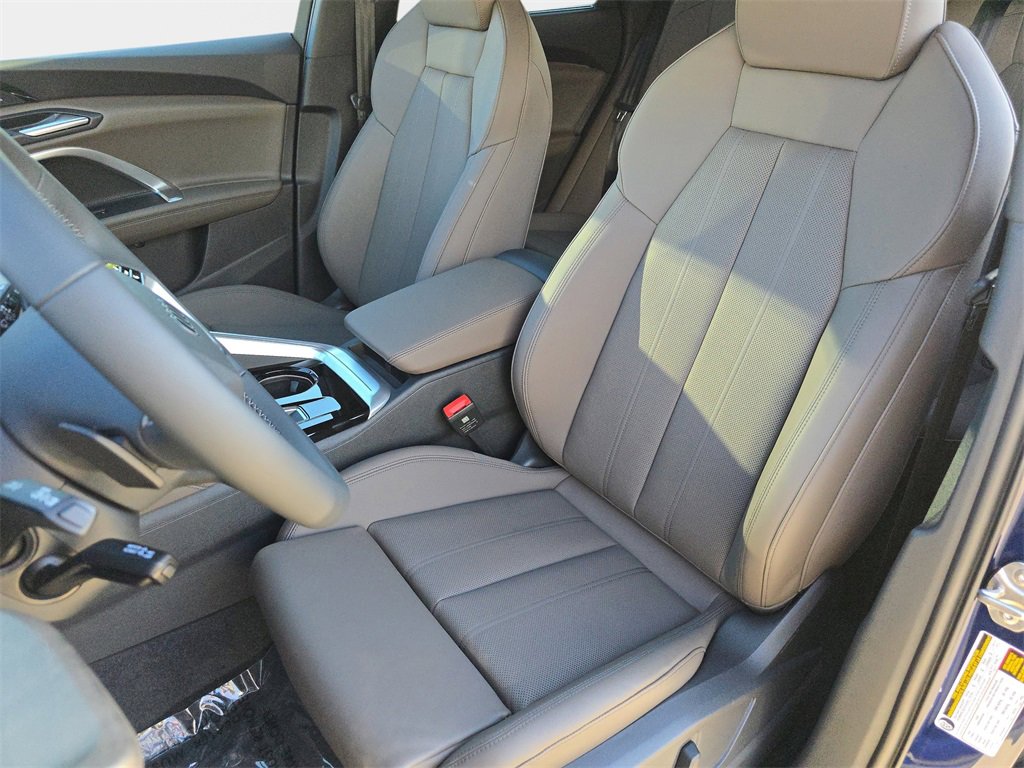 New 2025 Audi Q5 Premium Plus image 15