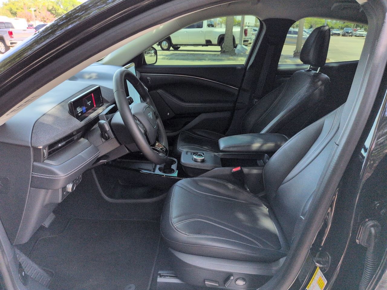 Used 2022 Ford Mustang Mach-E Premium RWD image 18