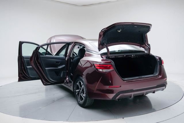Used 2024 Nissan Sentra SV FWD image 19