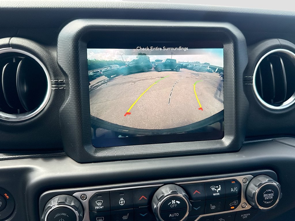 Certified 2021 Jeep Wrangler Unlimited Sahara w/ Cold Weather Group AWD/4WD image 15