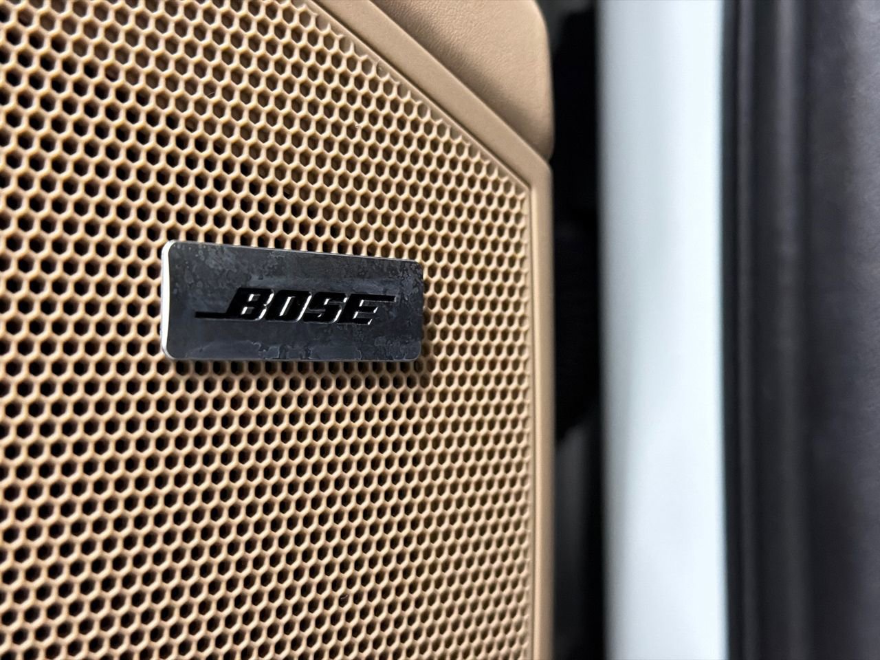 Used 2024 Porsche Cayenne S image 41