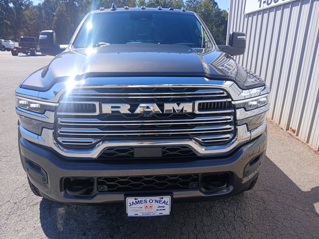 New 2027 RAM 4500 4x4 Crew Cab DRW w/ Laramie Trim Package image 12