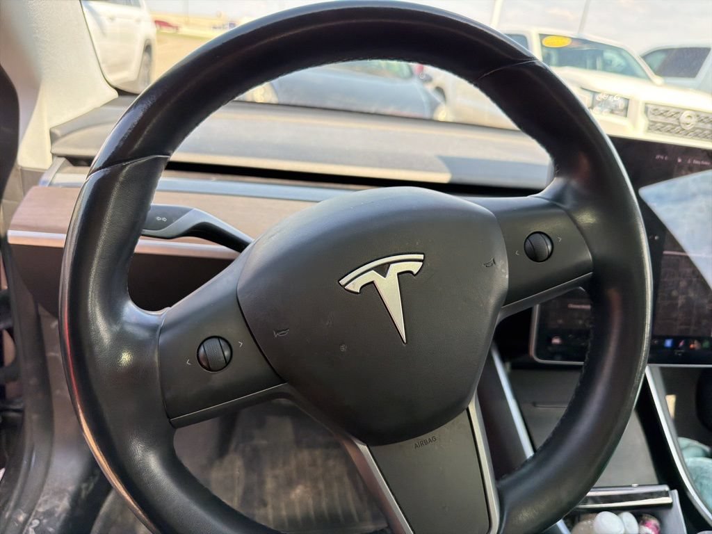 Used 2018 Tesla Model 3 Long Range AWD/4WD image 12