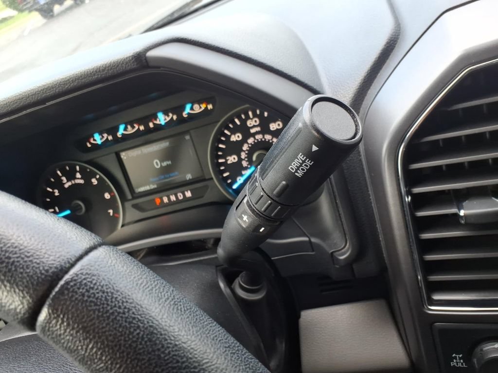 Used 2020 Ford F150 XLT w/ Equipment Group 302A Luxury AWD/4WD image 25