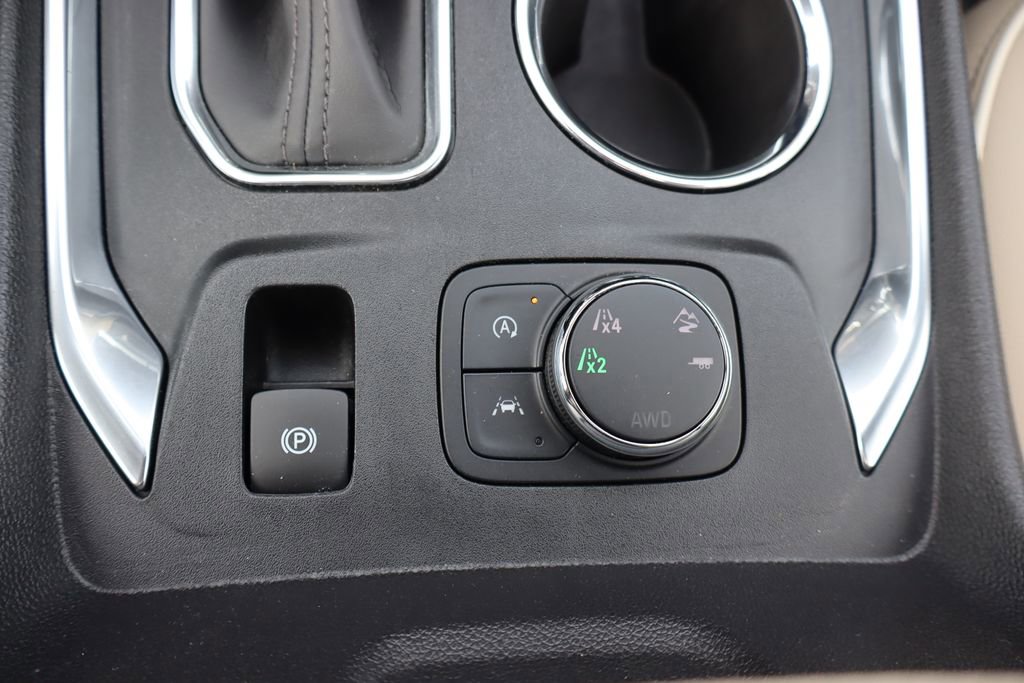 Used 2023 Chevrolet Traverse Premier w/ LPO, Floor Liner Package image 10