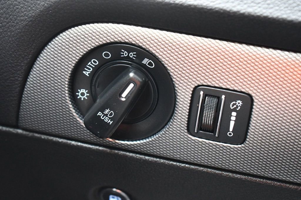 Used 2020 Dodge Durango GT w/ Blacktop Package image 19