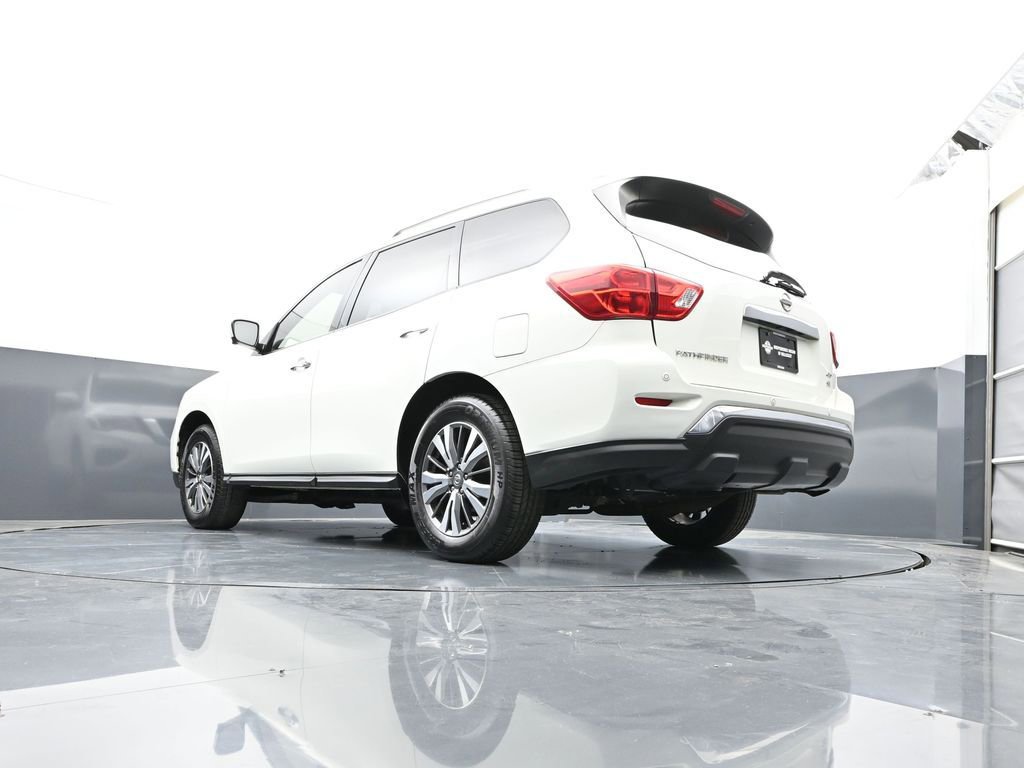 Used 2019 Nissan Pathfinder SL AWD/4WD image 54