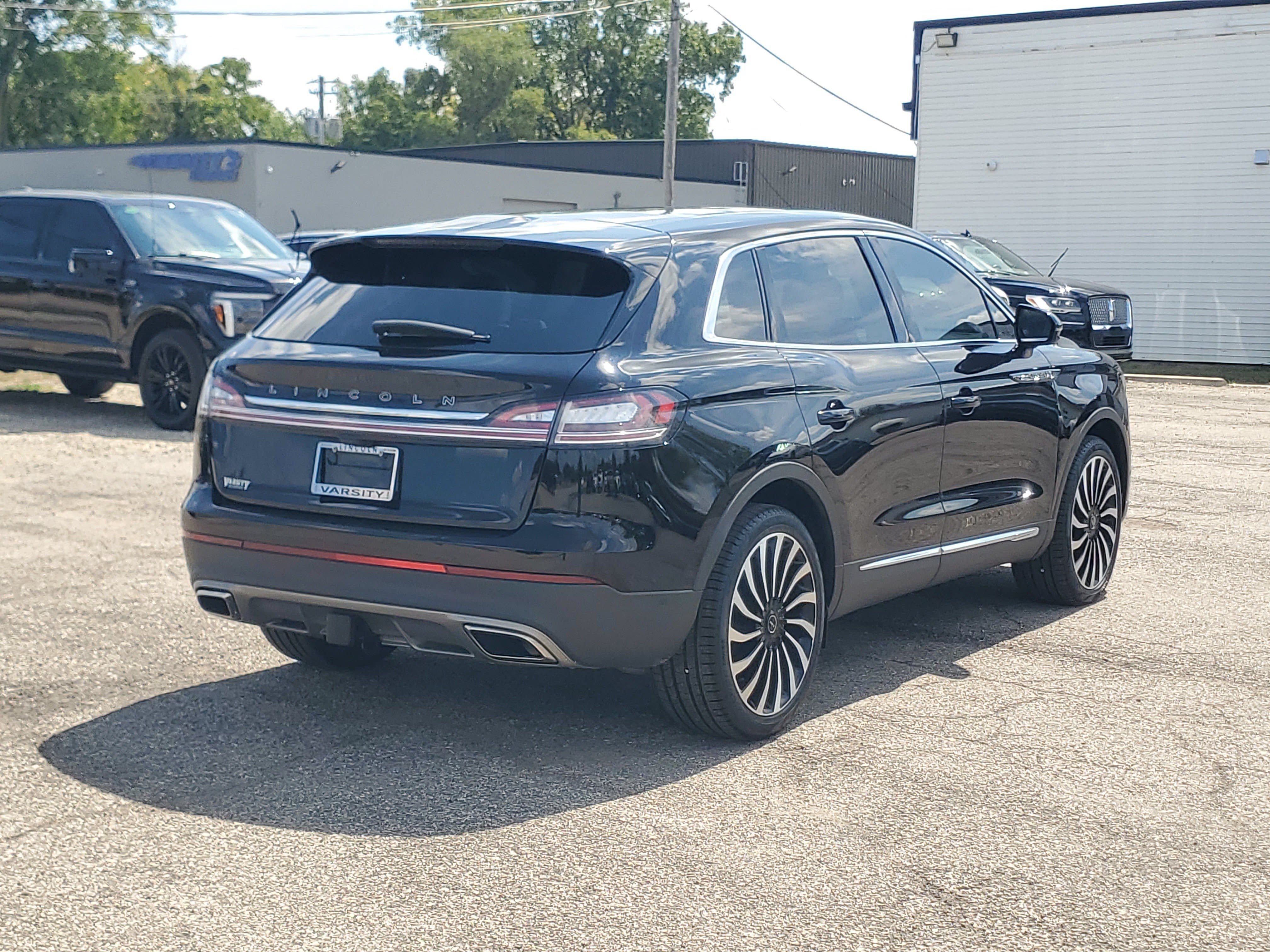 Certified 2023 Lincoln Nautilus Black Label w/ Class II Trailer Tow Package AWD/4WD image 6