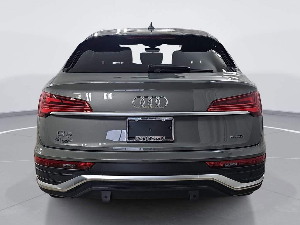 Used 2023 Audi Q5 2.0T Premium Plus w/ Premium Plus Package AWD/4WD image 5