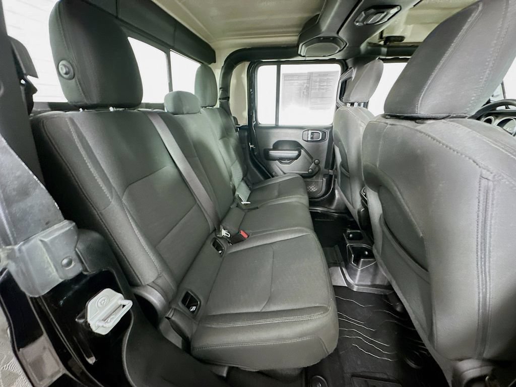 Certified 2020 Jeep Gladiator Sport AWD/4WD image 33