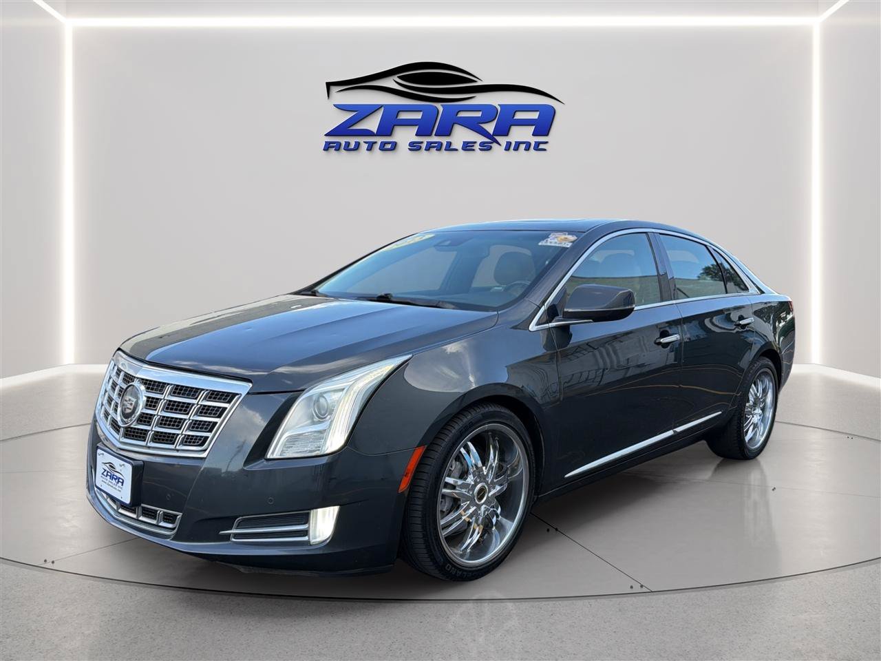 Used 2013 Cadillac XTS Premium w/ Driver Assist Package AWD/4WD image 3