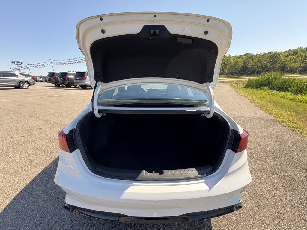 Used 2022 Kia Forte GT-Line image 21