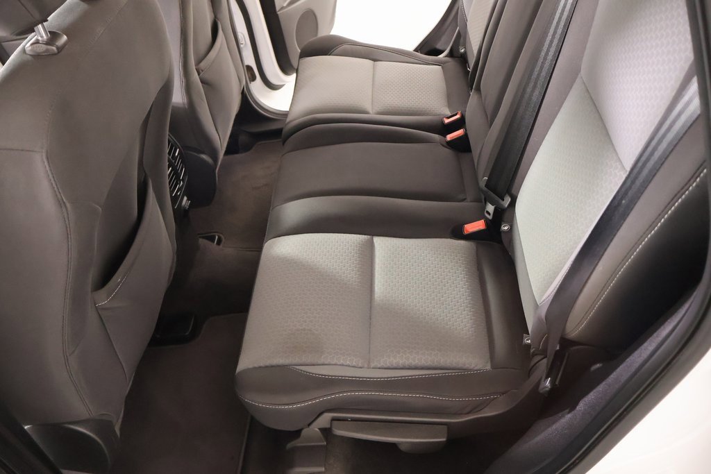 Used 2019 Ford Escape SE image 12