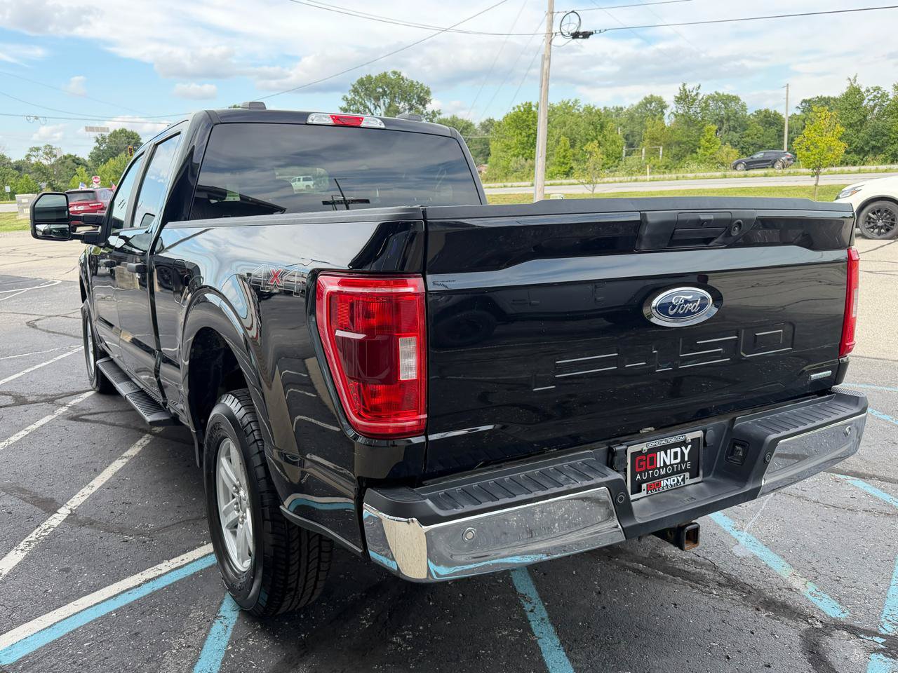 Used 2021 Ford F150 XLT w/ Trailer Tow Package AWD/4WD image 4