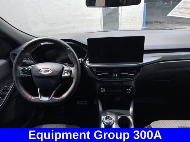 Used 2024 Ford Escape ST-Line w/ Tech Pack #1 AWD/4WD image 12