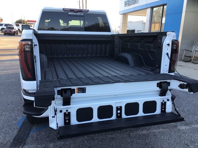 New 2026 GMC Sierra 2500 AT4 w/ AT4 Premium Plus Package image 4