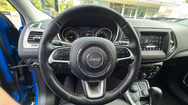 Used 2019 Jeep Compass Latitude w/ Cold Weather Group AWD/4WD image 20
