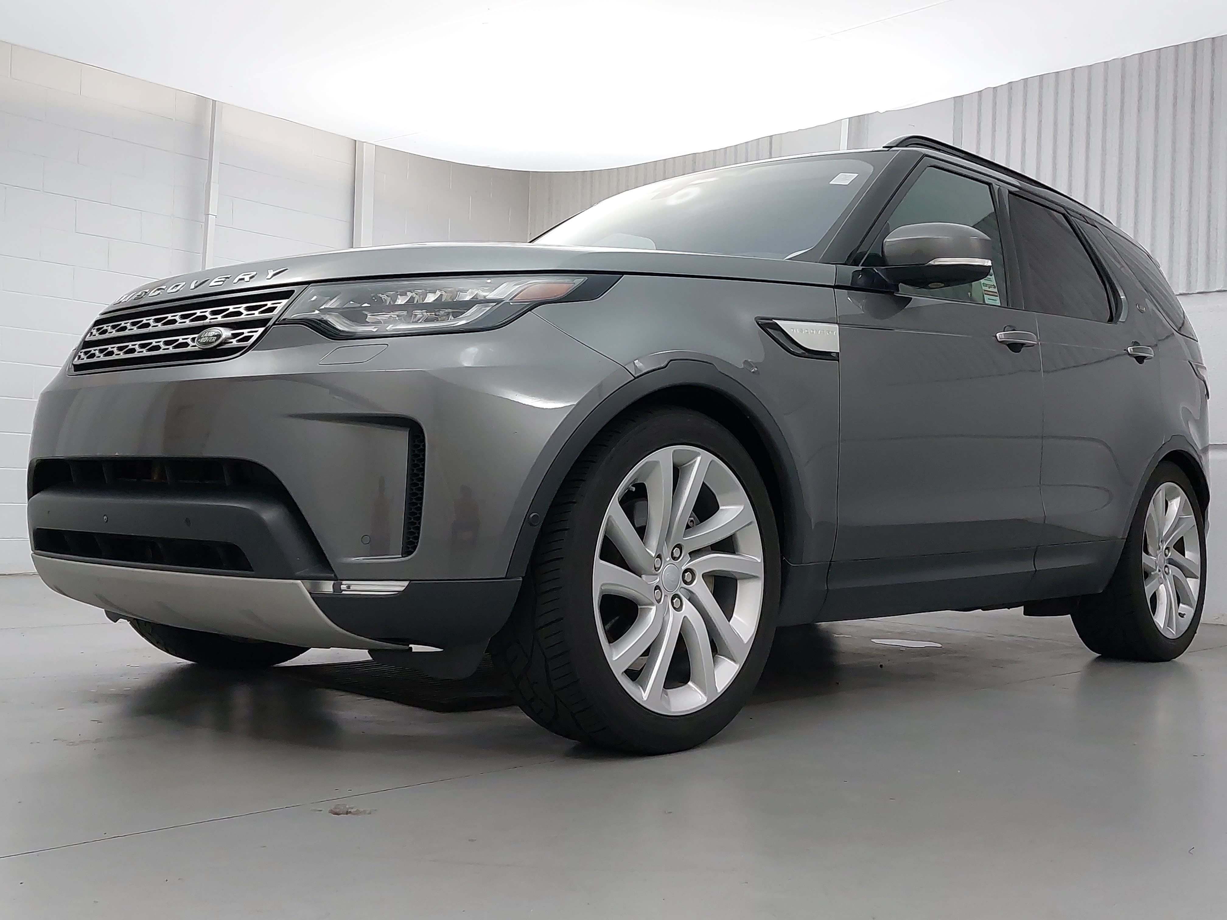Used 2019 Land Rover Discovery HSE Luxury