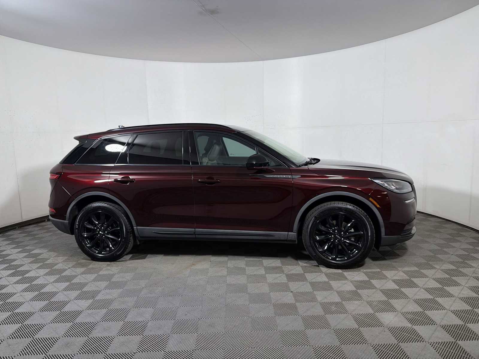 Used 2020 Lincoln Corsair AWD w/ Premium Package image 7
