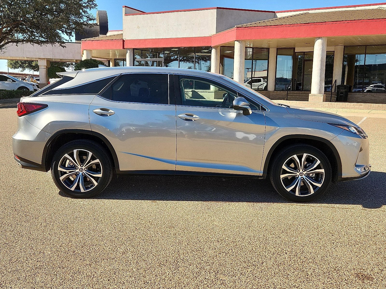 Used 2022 Lexus RX 350 FWD w/ Premium Package image 5