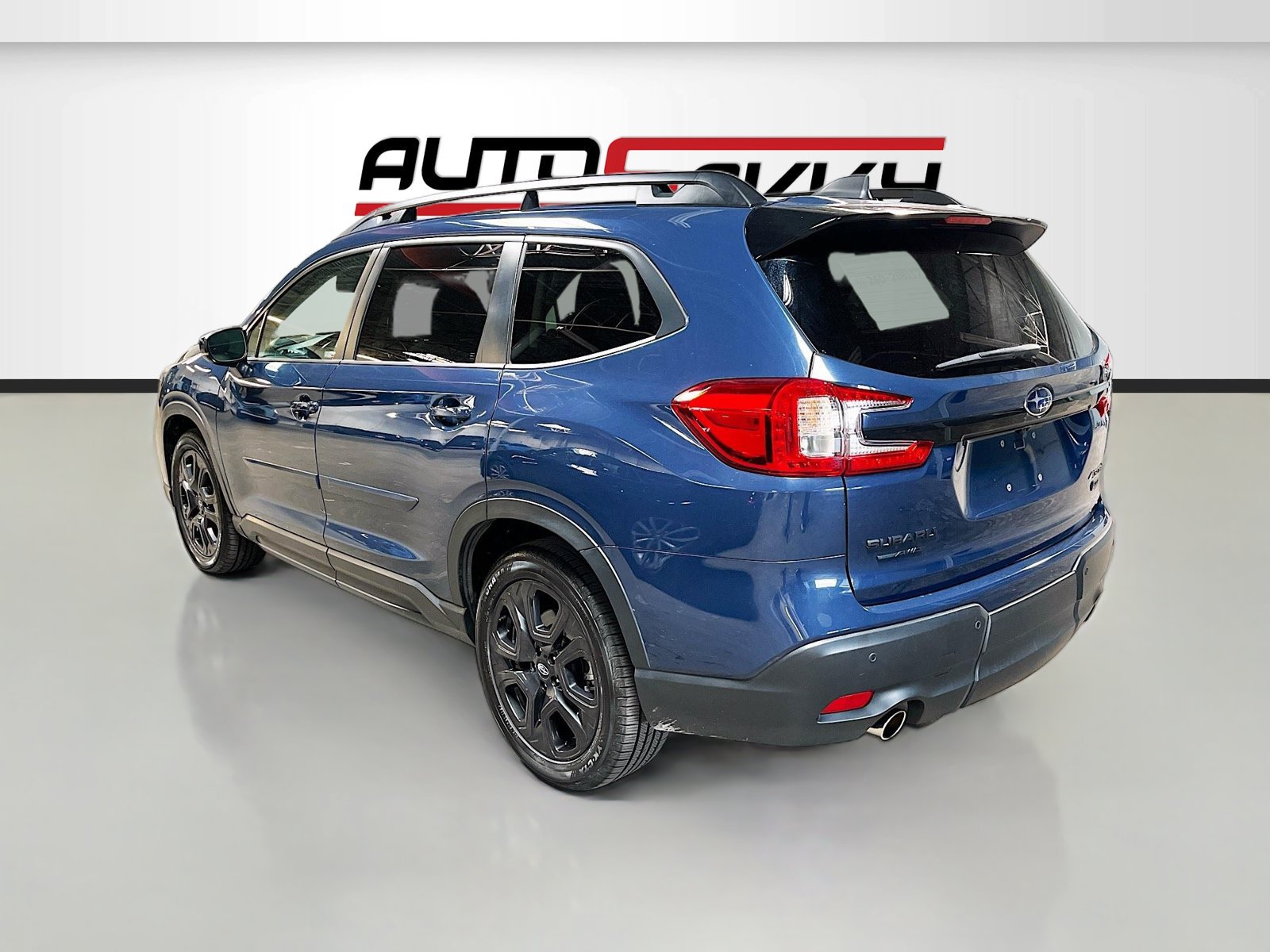 Used 2024 Subaru Ascent Onyx Edition AWD/4WD image 5