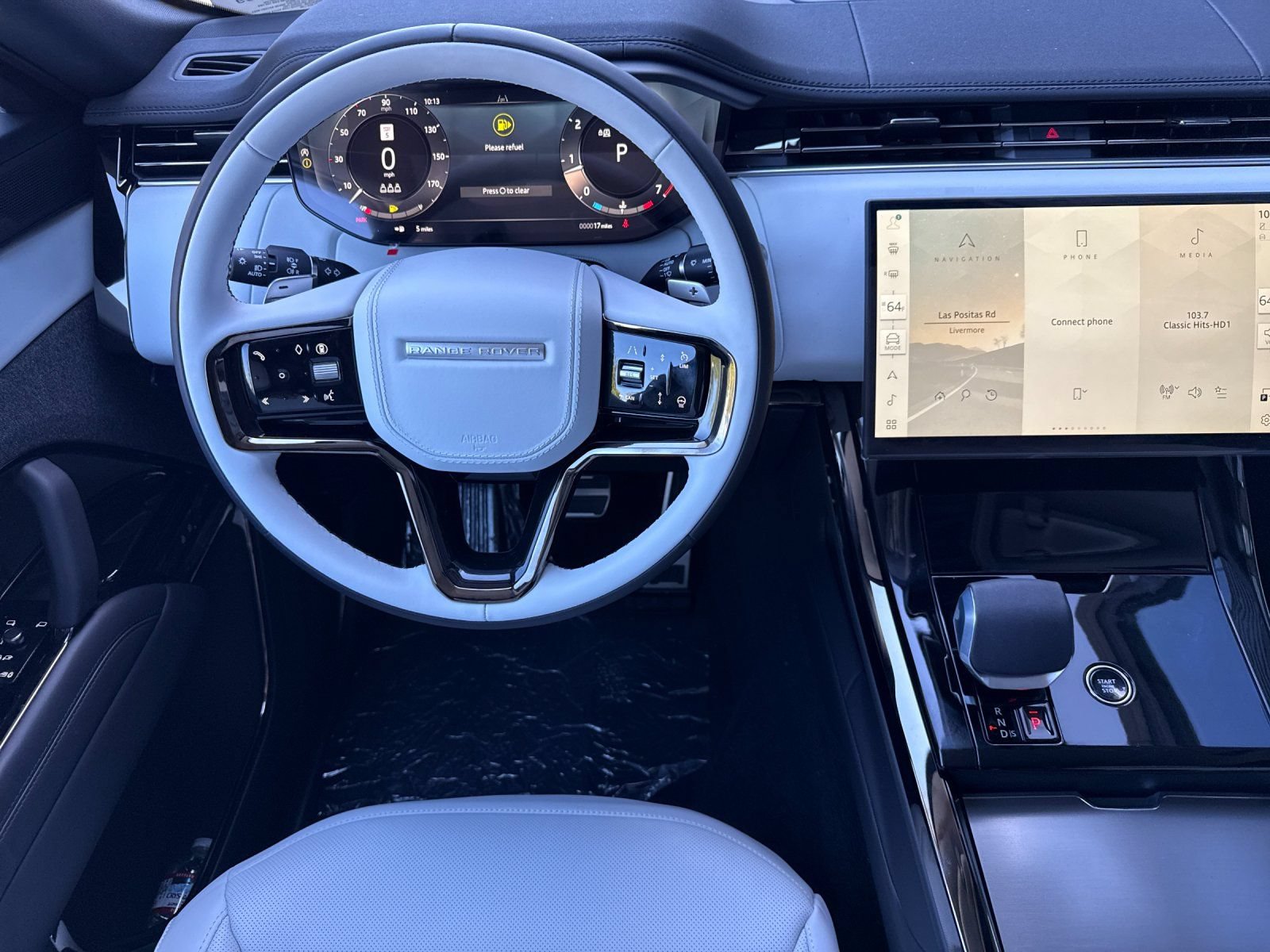 New 2026 Land Rover Range Rover Sport Dynamic SE AWD/4WD image 14