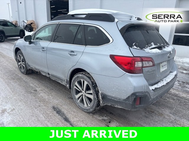 Used 2019 Subaru Outback 2.5i Limited w/ Popular Package #2 image 4