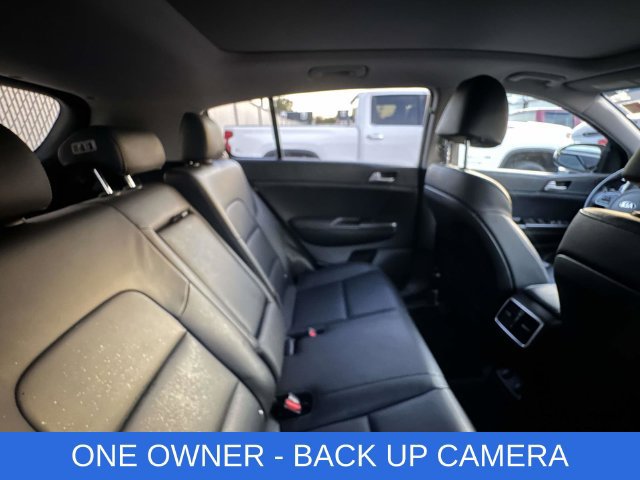 Used 2017 Kia Sportage EX AWD/4WD image 3