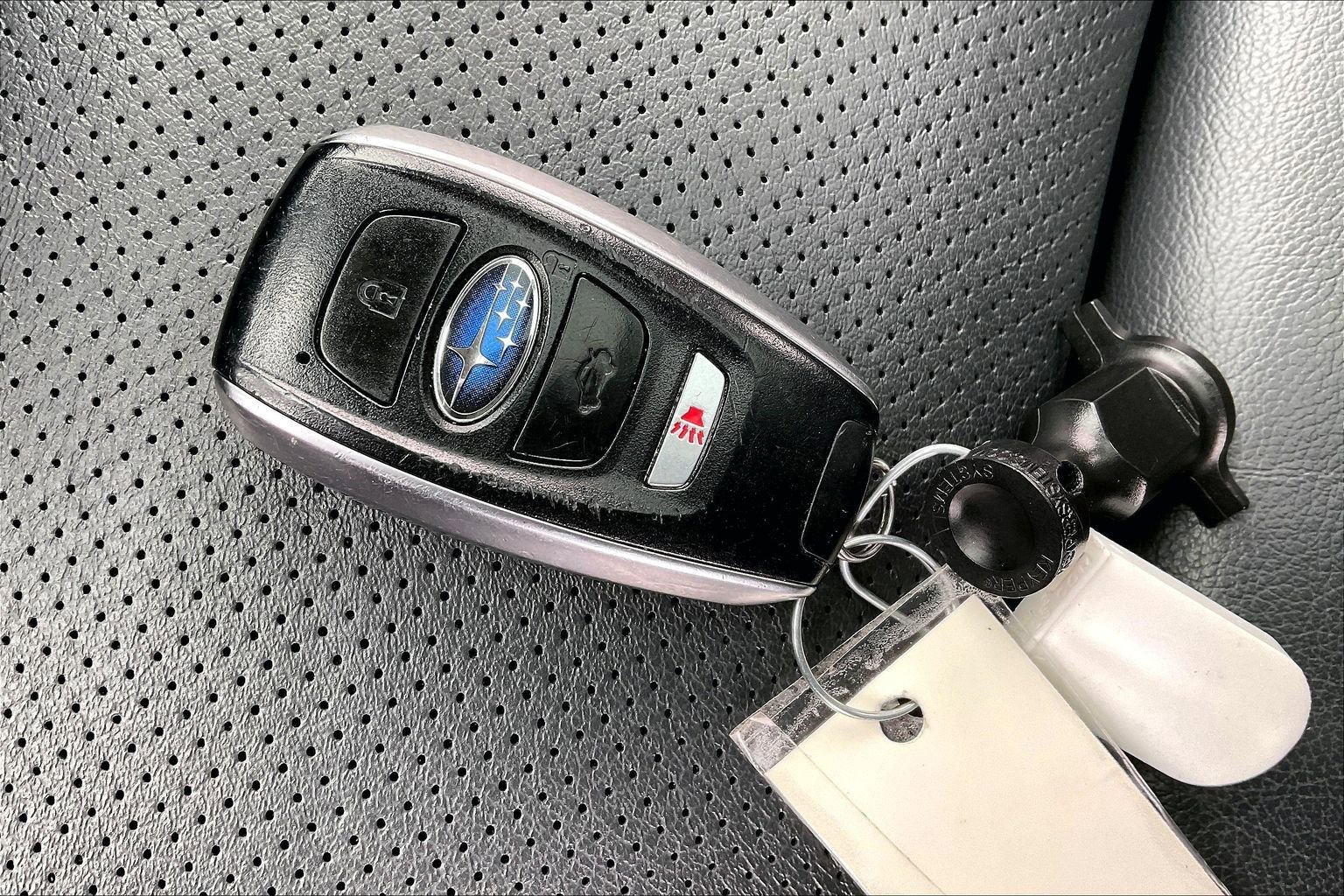 Used 2024 Subaru Ascent Limited w/ Technology Package image 9