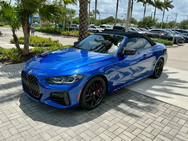Used 2024 BMW M440i Convertible w/ Premium Package RWD image 3