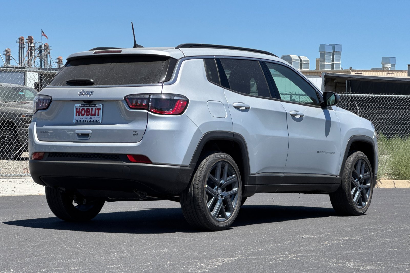New 2026 Jeep Compass Latitude AWD/4WD image 3