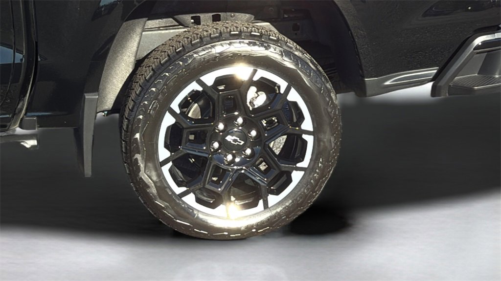 Used 2026 Chevrolet Colorado Z71 w/ Technology Package image 24