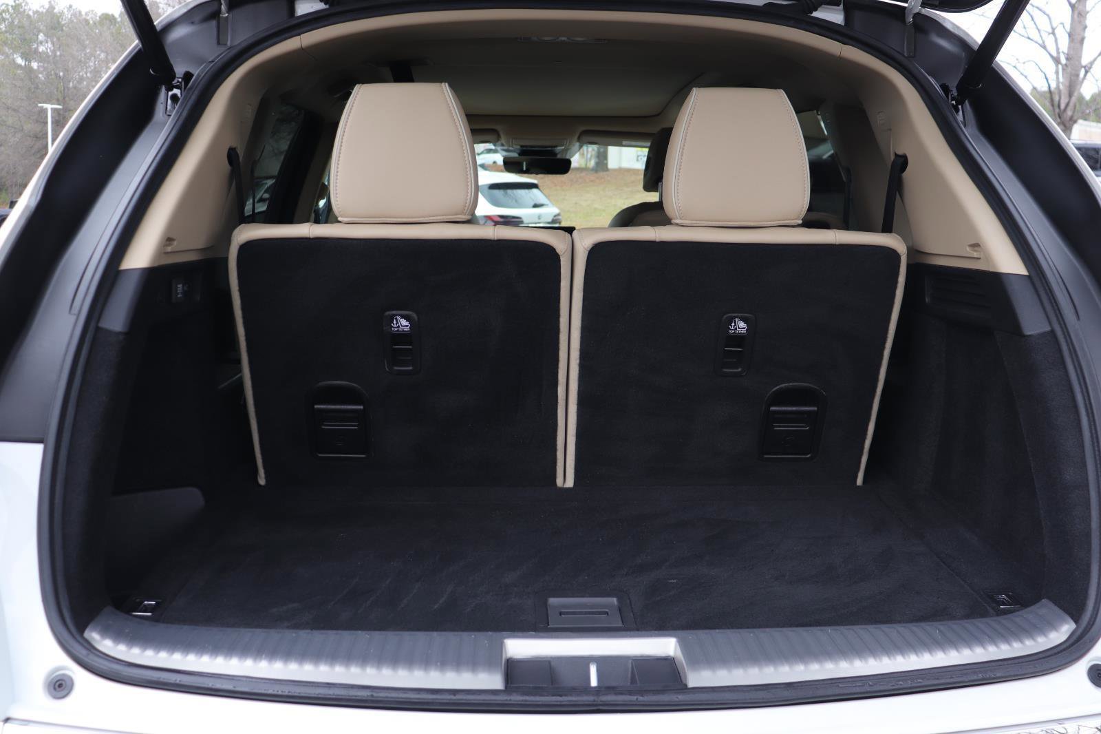 Used 2022 Acura MDX SH-AWD w/ Advance Package image 16