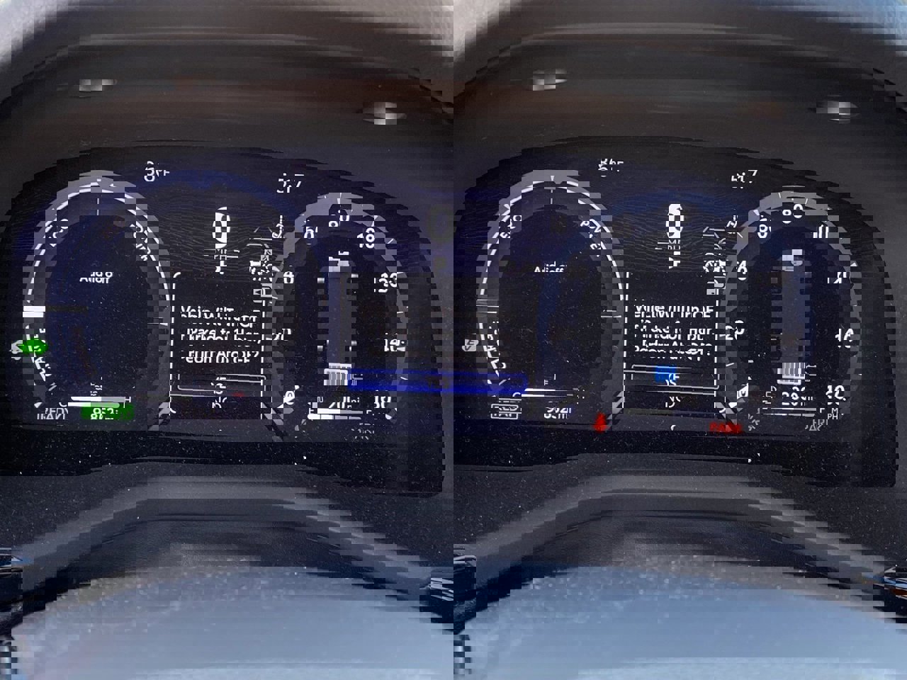 Used 2025 Toyota Camry XSE image 12