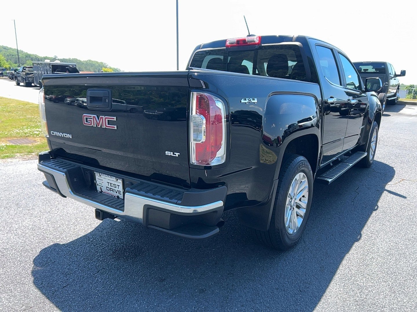 Used 2016 GMC Canyon SLT w/ Driver Alert Package image 5