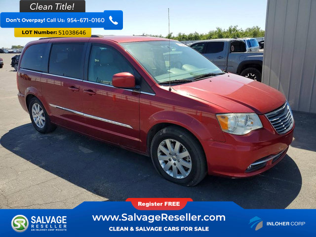Used 2015 Chrysler Town & Country Touring FWD image 5