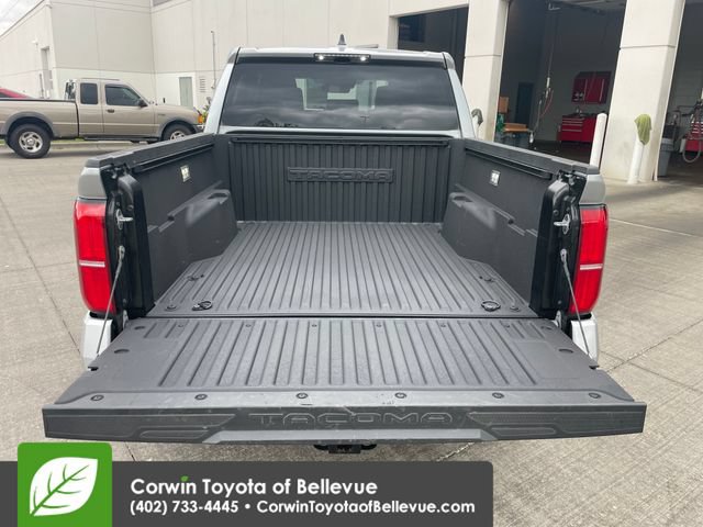 Used 2025 Toyota Tacoma TRD Off-Road AWD/4WD image 42